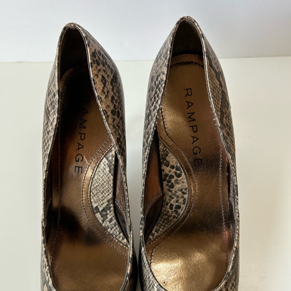 Rampage Maria Metallic Snakeskin Heels, Size 8 1/2 - Picture 3 of 8